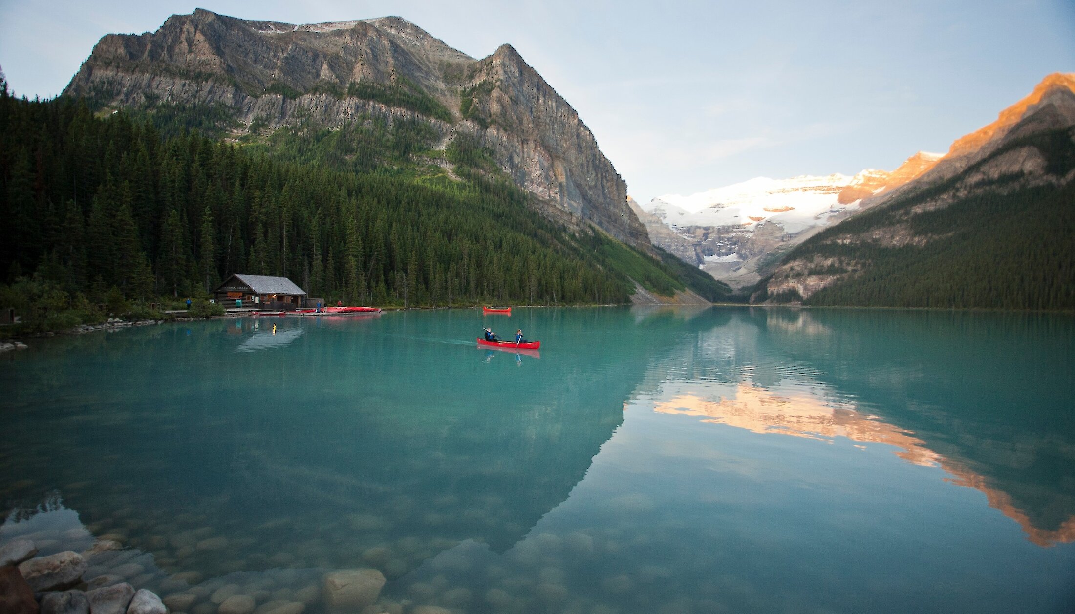 A view of Lake Louise from the Lakeshore